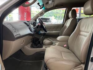 Toyota Fortuner 3.0D-4D 4x4 - Image 7