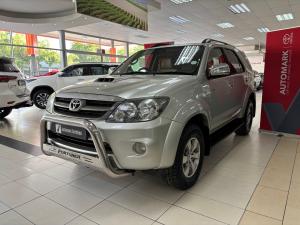 Toyota Fortuner 3.0D-4D 4x4 - Image 8