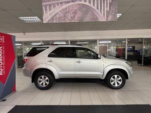 Toyota Fortuner 3.0D-4D 4x4 - Image 3