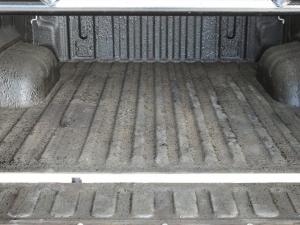 Toyota Hilux 2.8GD-6 Xtra cab 4x4 Legend auto - Image 9