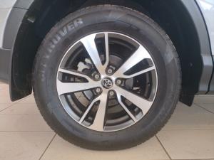 Toyota RAV4 2.0 GX - Image 21