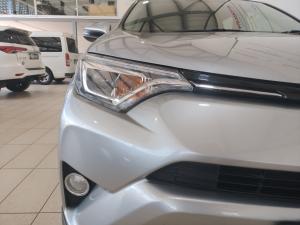 Toyota RAV4 2.0 GX - Image 26