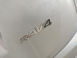 Toyota RAV4 2.0 GX - Image 30