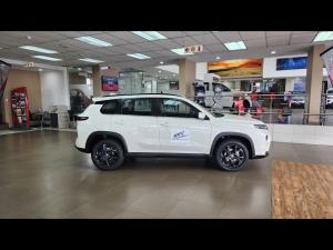 Toyota Urban Cruiser 1.5 XR manual - Image 3