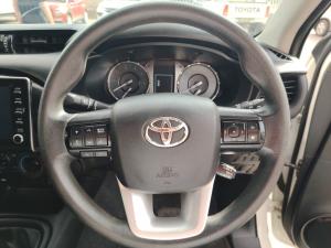 Toyota Hilux 2.4GD-6 Xtra cab Raider manual - Image 8