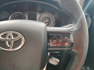 Toyota Hilux 2.4GD-6 Xtra cab Raider manual - Image 10
