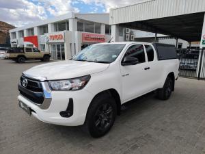 Toyota Hilux 2.4GD-6 Xtra cab Raider manual - Image 18