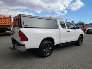 Toyota Hilux 2.4GD-6 Xtra cab Raider manual - Image 2