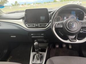 Suzuki Baleno 1.5 GLX manual - Image 6