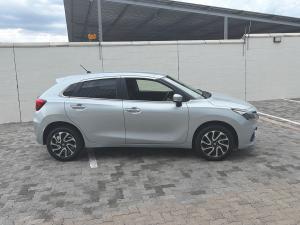 Suzuki Baleno 1.5 GLX manual - Image 3