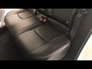 Toyota Corolla Cross 1.8 HEV XR - Image 12