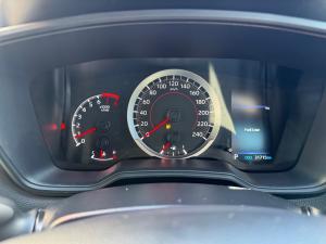 Toyota Corolla Cross 1.8 Xi - Image 11