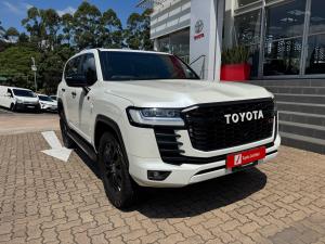 Toyota Land Cruiser 300 3.3D GR-Sport - Image 1