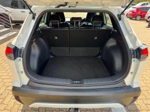 Toyota Corolla Cross 1.8 XS - Image 17