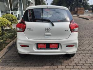 Toyota Vitz 1.0 XR AMT - Image 5
