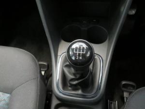 Volkswagen Polo Vivo 1.4 Life - Image 17