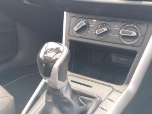 Volkswagen Polo 1.0 TSI Life - Image 14