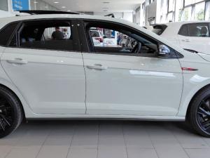 Volkswagen Polo 2.0 GTI DSG - Image 4