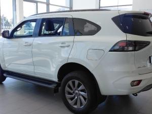 Isuzu MU-X 1.9D LS automatic - Image 4