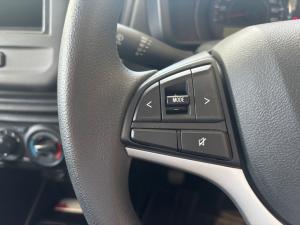 Toyota Vitz 1.0 - Image 9