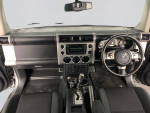 Toyota L/CRUISER FJ 4.0 V6 Trail Cruiser - Image 11