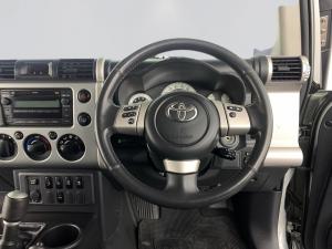 Toyota L/CRUISER FJ 4.0 V6 Trail Cruiser - Image 13