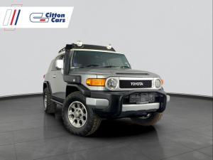 Toyota L/CRUISER FJ 4.0 V6 Trail Cruiser - Image 3