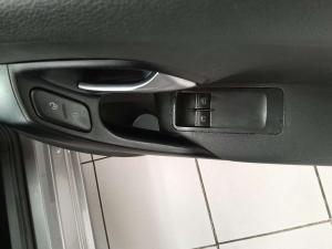 Volkswagen Polo Vivo 1.4 Trendline - Image 13