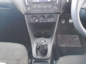 Volkswagen Polo Vivo 1.4 Trendline - Image 19