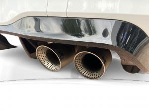 Volkswagen Golf R - Image 10