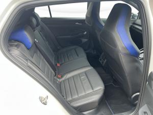 Volkswagen Golf R - Image 15
