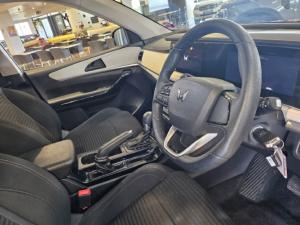 Mahindra XUV700 2.0T AX5 - Image 5