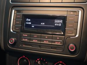 Volkswagen Polo Vivo hatch 1.4 Trendline - Image 15