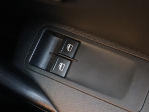 Volkswagen Polo Vivo hatch 1.4 Trendline - Image 22