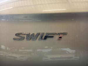 Suzuki Swift 1.2 GL - Image 22