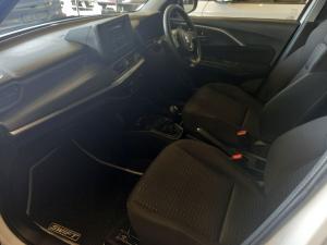 Suzuki Swift 1.2 GL - Image 10