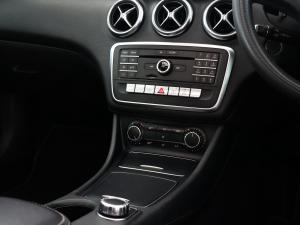 Mercedes-Benz A-Class A200 Style auto - Image 24