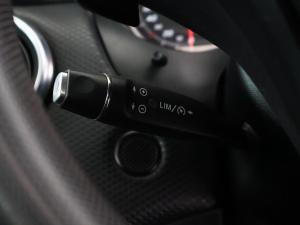 Mercedes-Benz A-Class A200 Style auto - Image 27