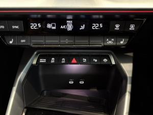 Audi RS3 Sportback quattro - Image 11