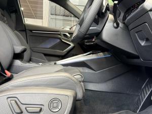 Audi RS3 Sportback quattro - Image 13