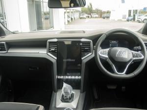 Volkswagen Amarok 3.0TDI V6 double cab Aventura 4Motion - Image 6