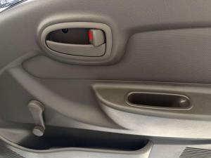 Hyundai H100 2.6DD/S - Image 18