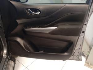 Nissan Navara 2.5DDTi double cab LE 4x4 - Image 24