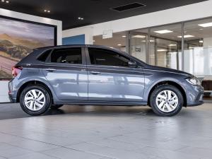 Volkswagen Polo hatch 1.0TSI - Image 11