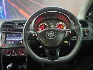 Volkswagen Polo Vivo hatch 1.6 Comfortline auto - Image 9
