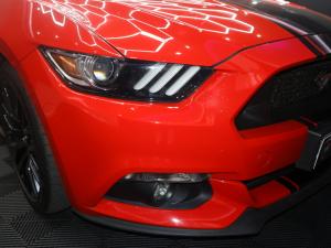 Ford Mustang 5.0 GT fastback auto - Image 6