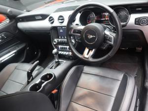 Ford Mustang 5.0 GT fastback auto - Image 8