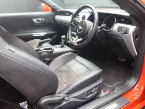 Ford Mustang 5.0 GT fastback auto - Image 9