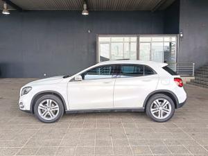 Mercedes-Benz GLA GLA200 auto - Image 4