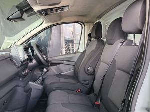 Renault Trafic 2.0dCi panel van - Image 11